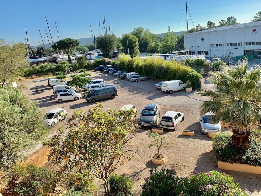 Marinesappartement, La Marina Tropezienne Saint-Tropez Exterior photo